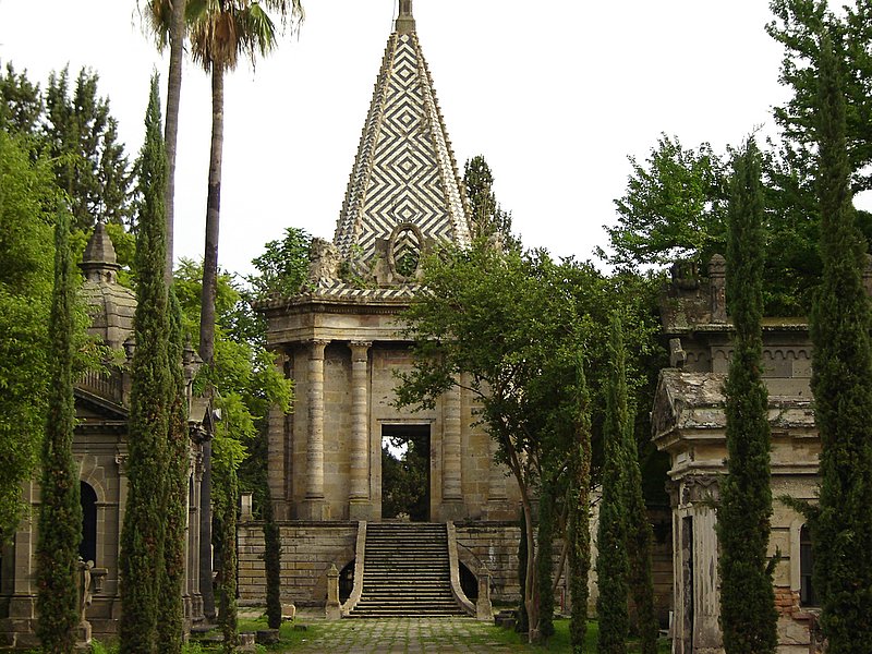 http://www.morbidofest.com/wp-content/uploads/2014/07/1.-PANTEON-DE-BELEM-2-www.rutasysabores.com_.mx_.jpg?c1cdb4